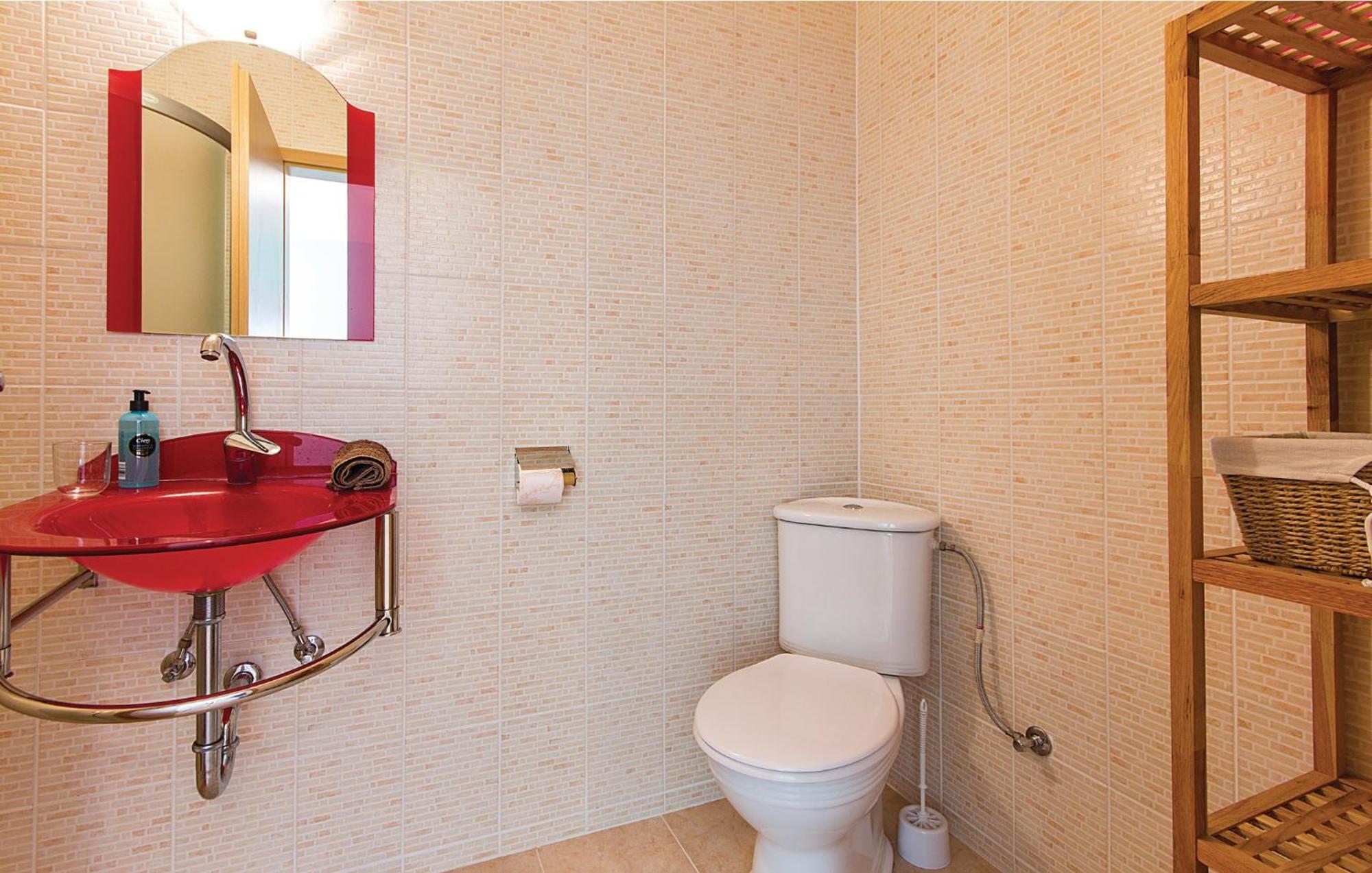 7 Bedroom Stunning Home In Ližnjan Extérieur photo