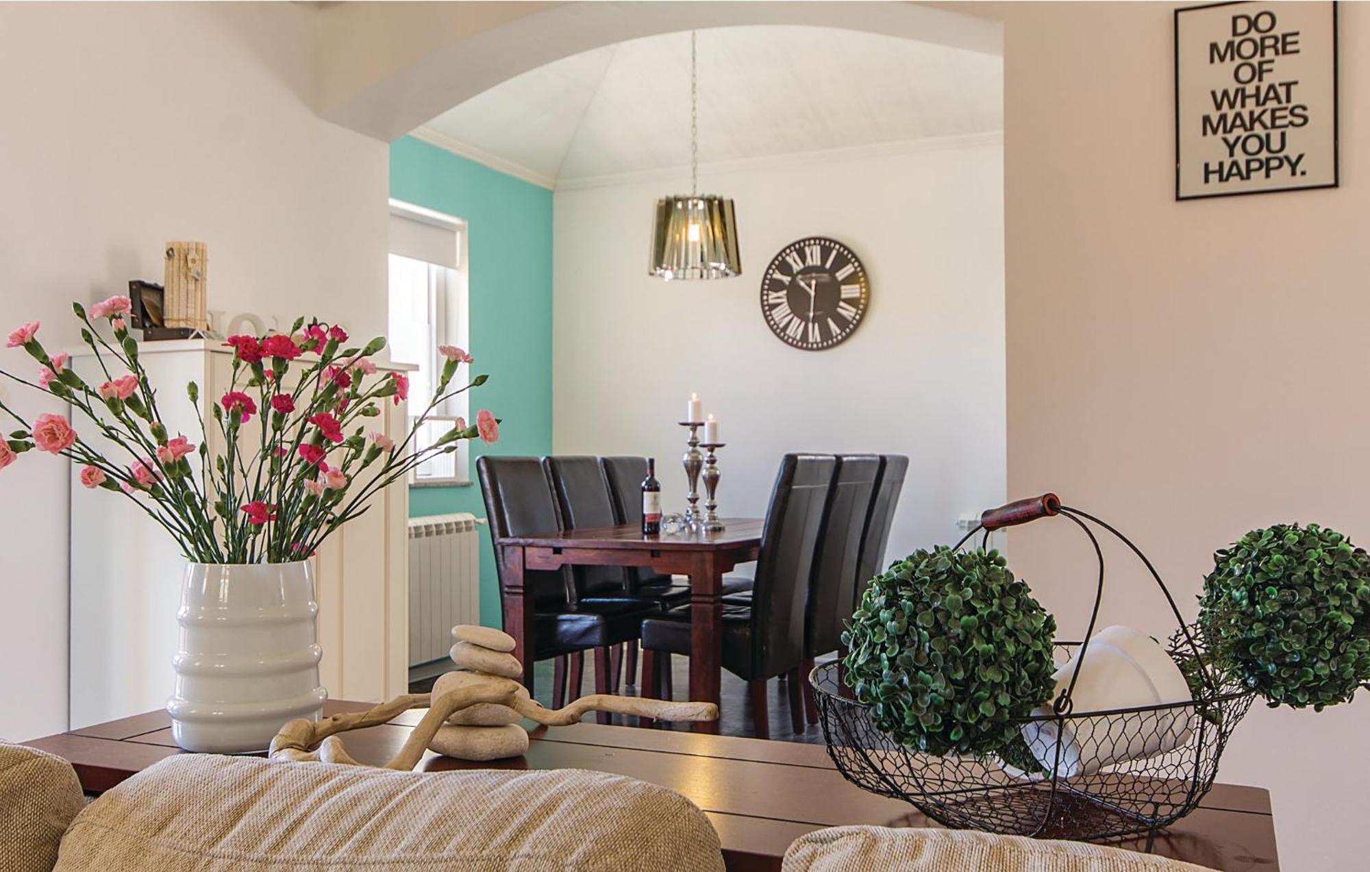 7 Bedroom Stunning Home In Ližnjan Extérieur photo